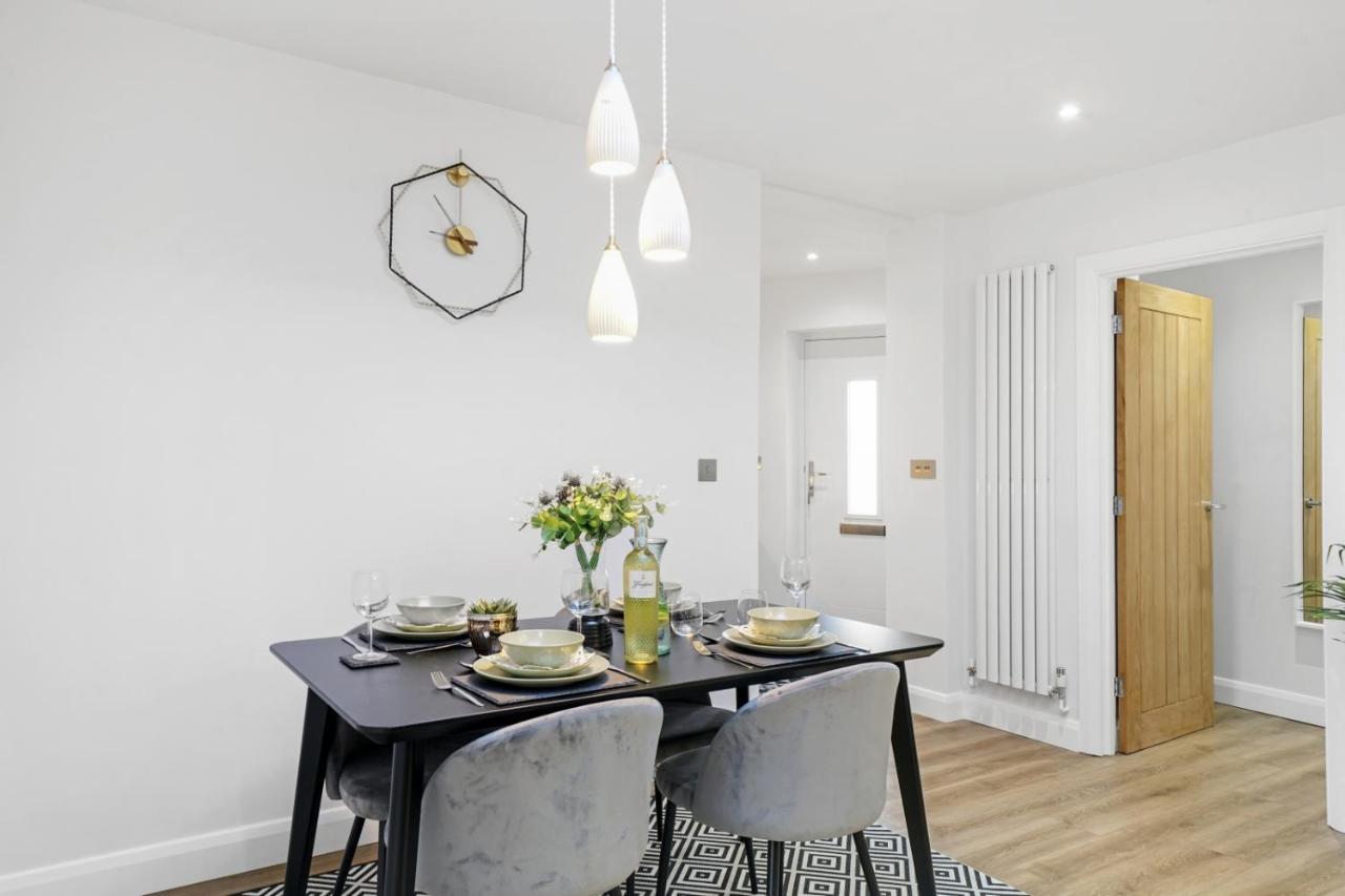 Modern Bungalow In Maidstone Sleeps 5 With Free Parking 外观 照片
