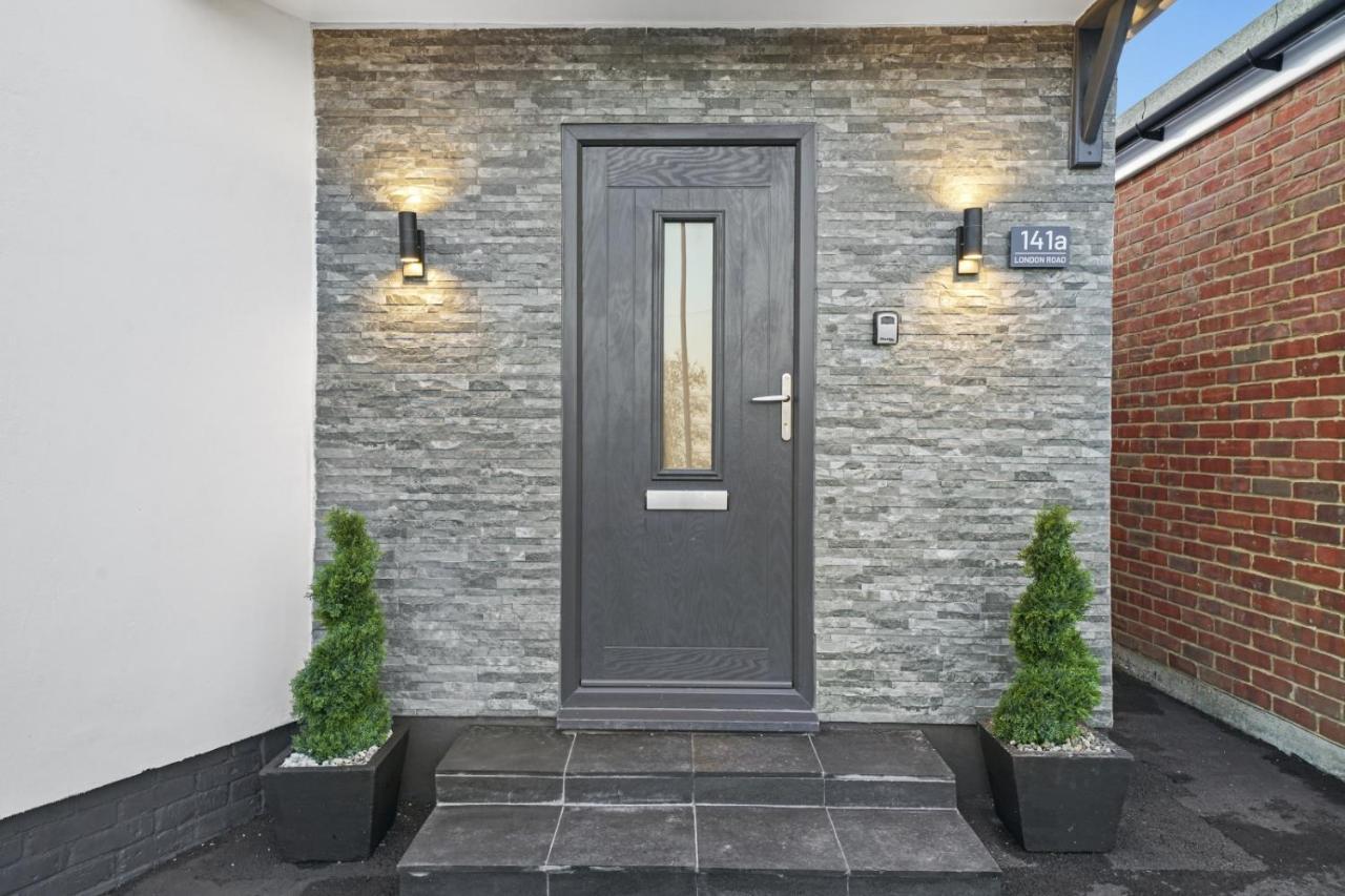 Modern Bungalow In Maidstone Sleeps 5 With Free Parking 外观 照片