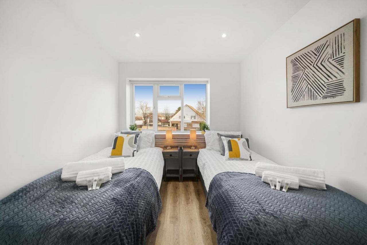 Modern Bungalow In Maidstone Sleeps 5 With Free Parking 外观 照片