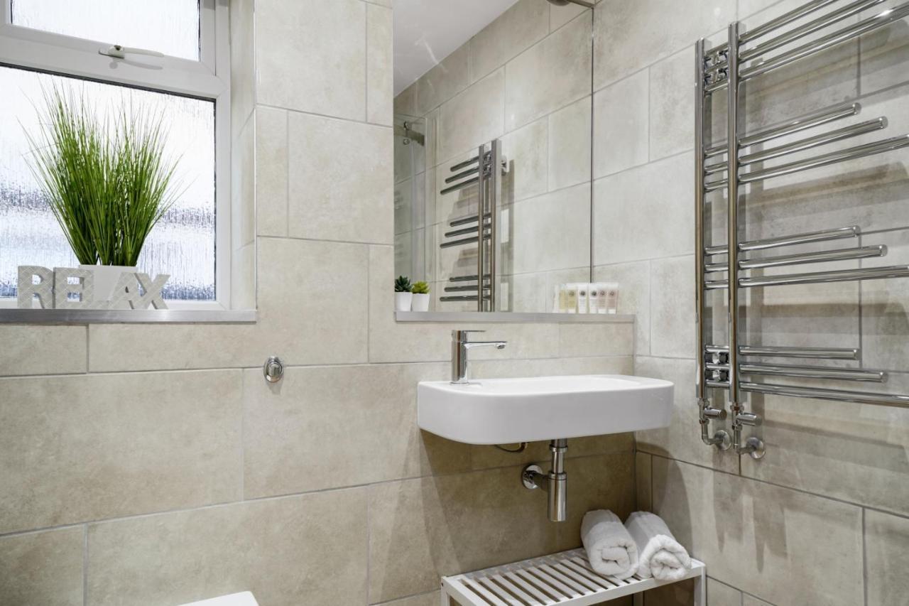Modern Bungalow In Maidstone Sleeps 5 With Free Parking 外观 照片